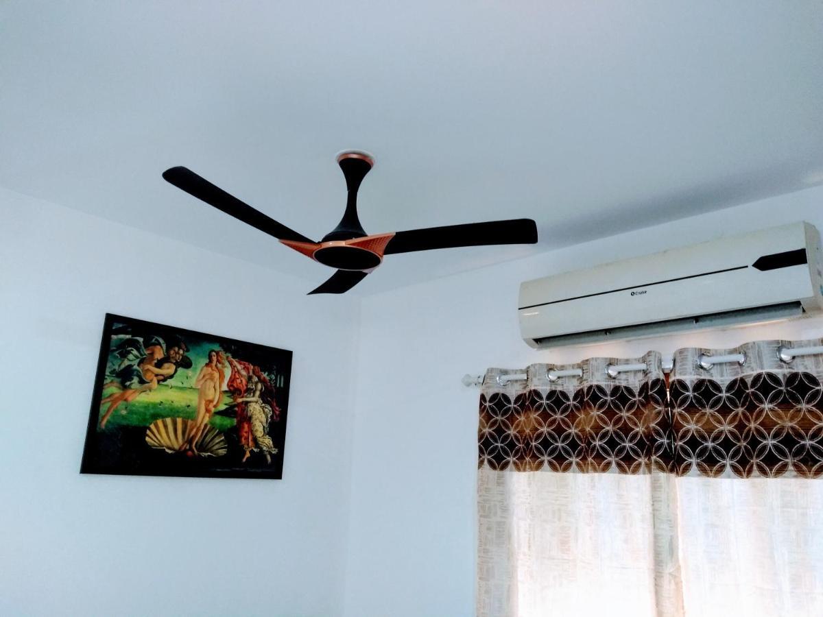 Dsk Studio Apartment, Siolim, Goa. Luaran gambar