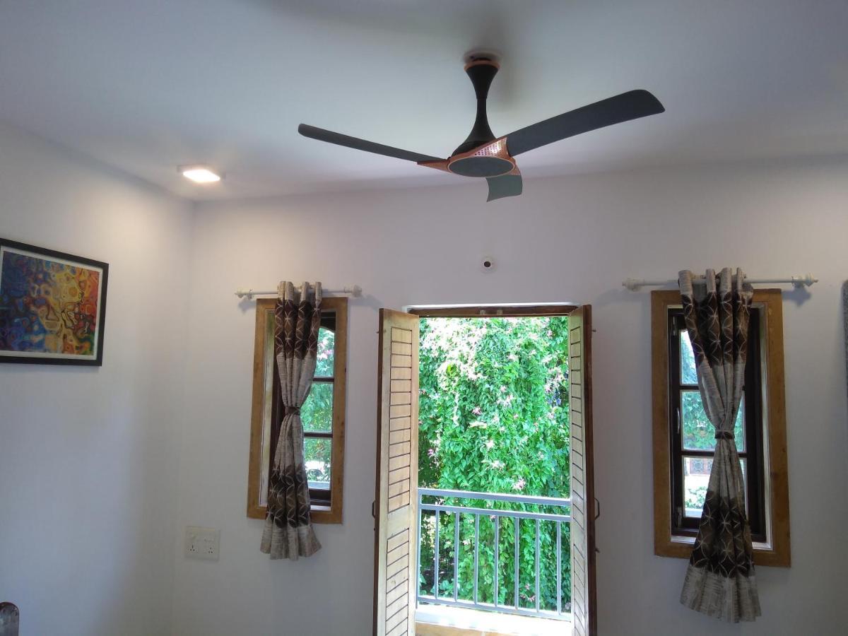 Dsk Studio Apartment, Siolim, Goa. Luaran gambar
