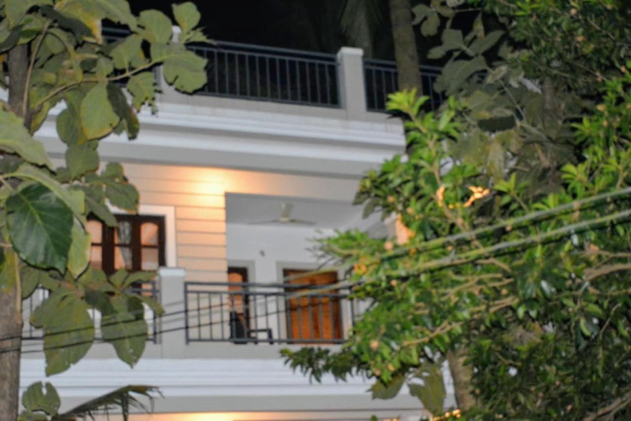 Dsk Studio Apartment, Siolim, Goa. Luaran gambar