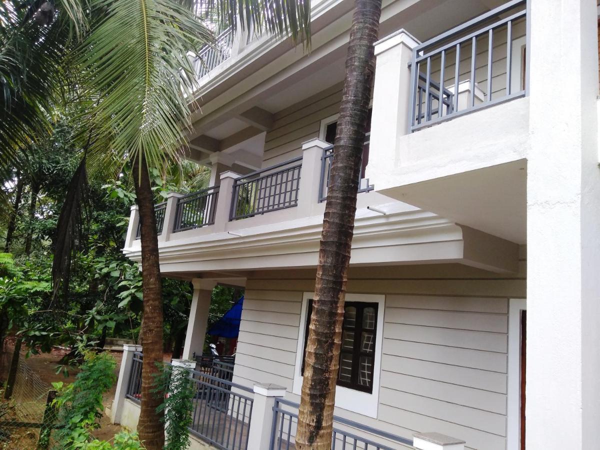 Dsk Studio Apartment, Siolim, Goa. Luaran gambar