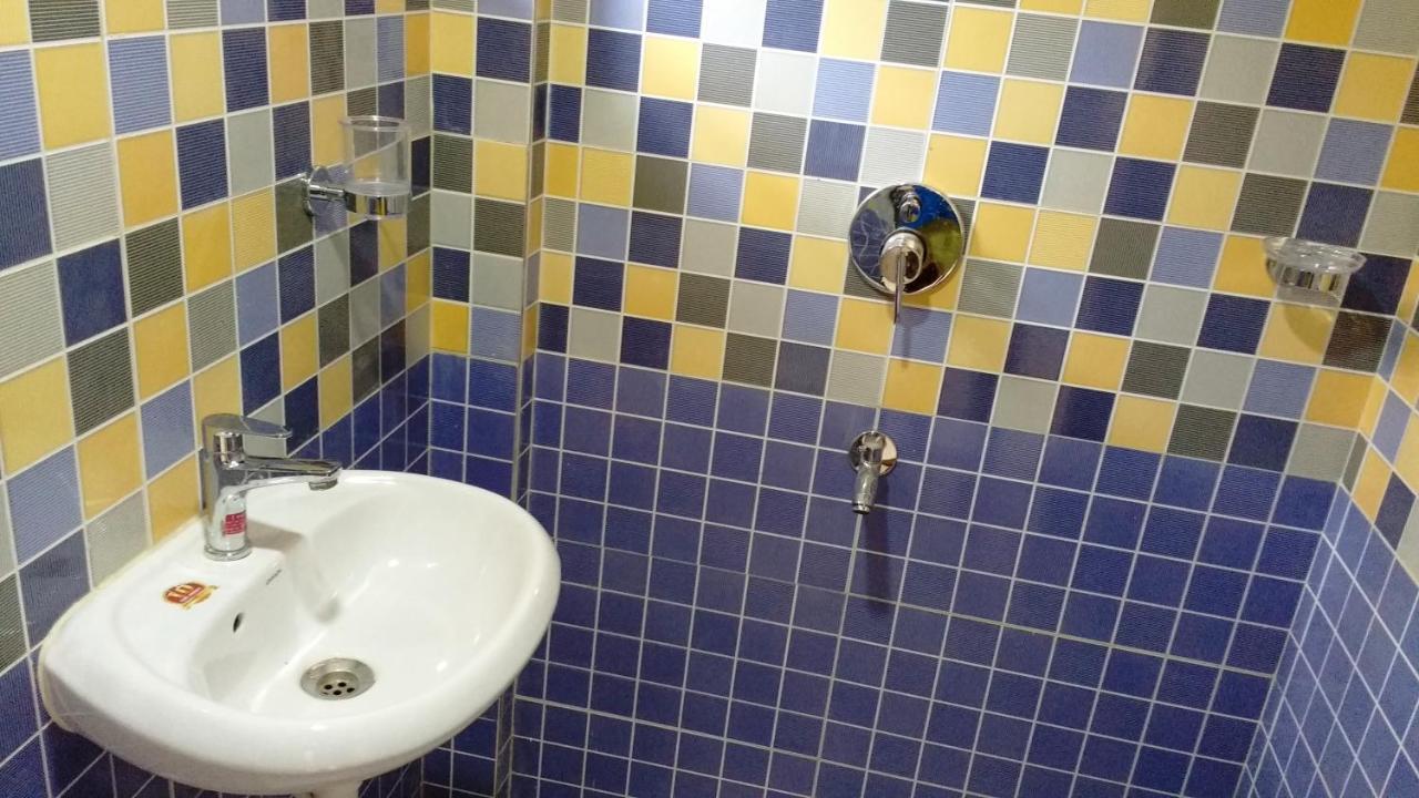 Dsk Studio Apartment, Siolim, Goa. Luaran gambar