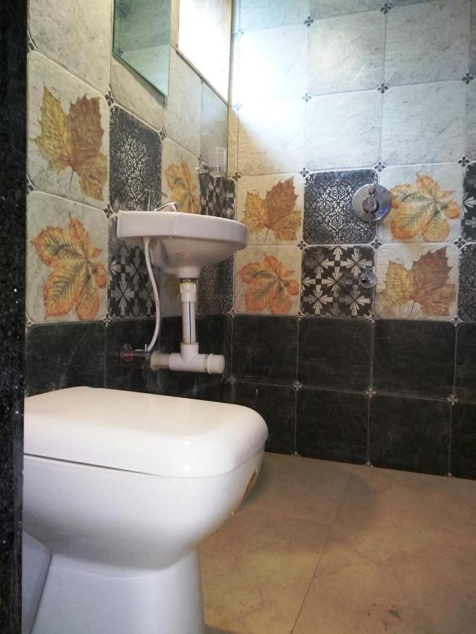 Dsk Studio Apartment, Siolim, Goa. Luaran gambar