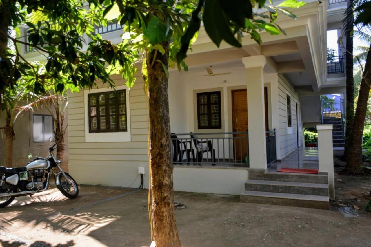 Dsk Studio Apartment, Siolim, Goa. Luaran gambar